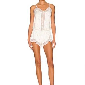 Eberjey Cream Lace Trim Pajama Set